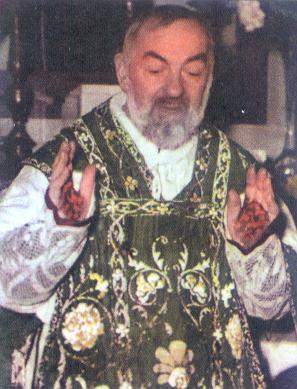 Datei:Pater Pio von Pietrelcina.JPG